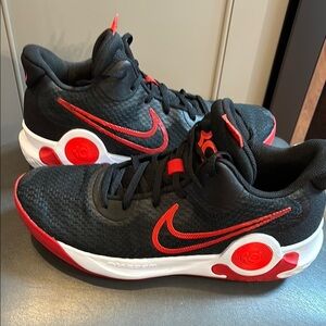 Nike KD Trey 5 IX Bred sz 10.5